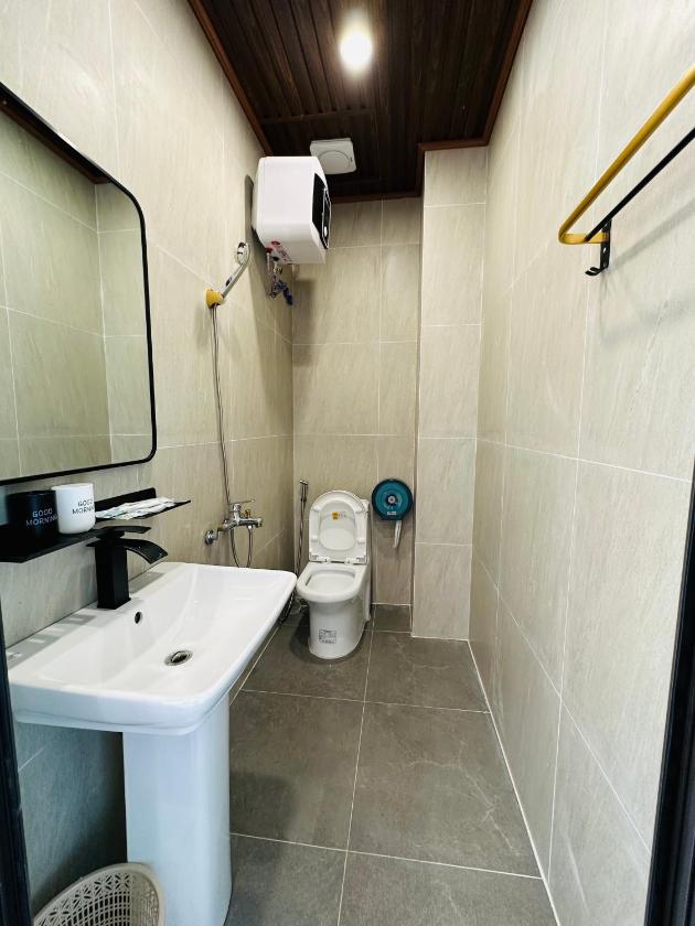 Phòng 2 Giường Đơn Nhìn Ra Hồ.