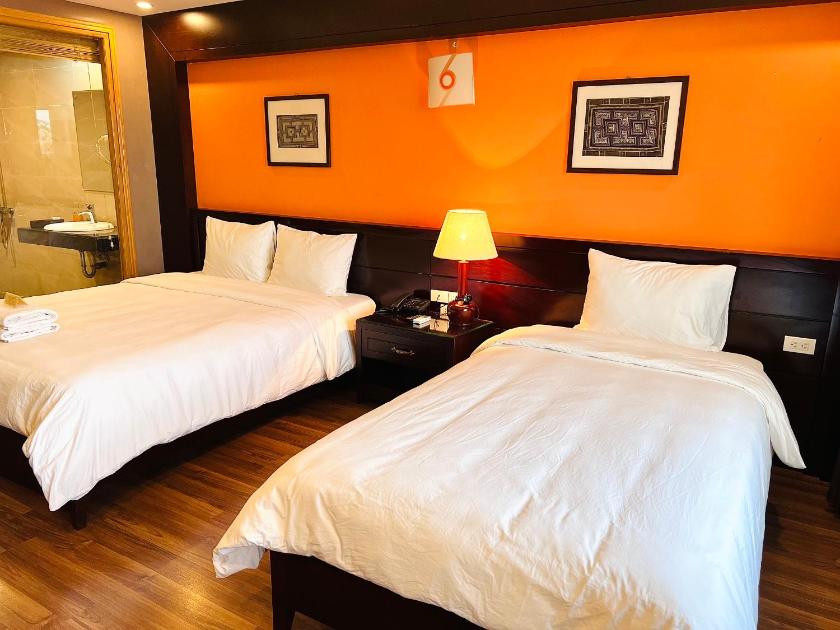 Phòng Deluxe (2 Người lớn + 1 Trẻ em)