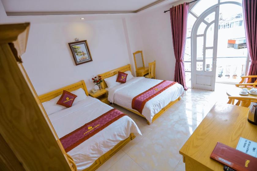 Phòng Deluxe Gia đình