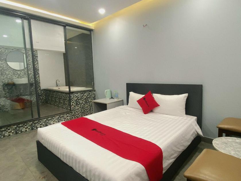 Phòng Deluxe Giường Đôi Có Bồn Tắm