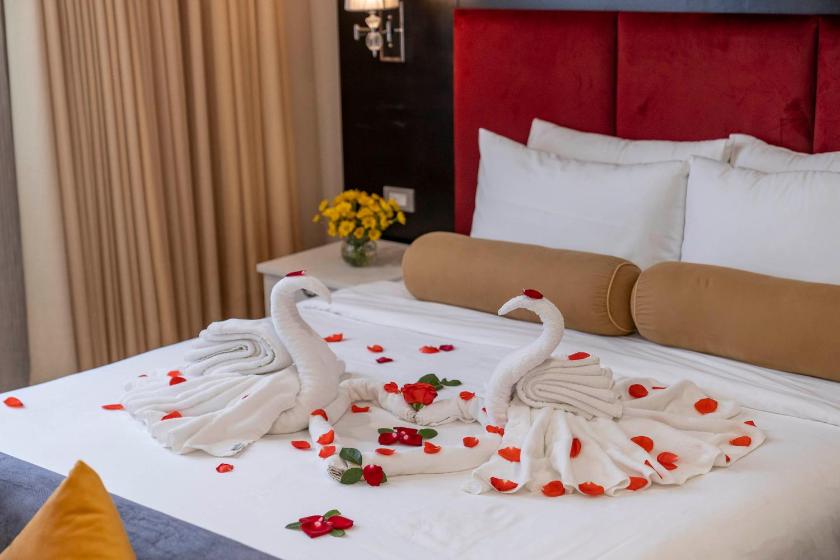 Suite Junior Nhìn Ra Thành Phố