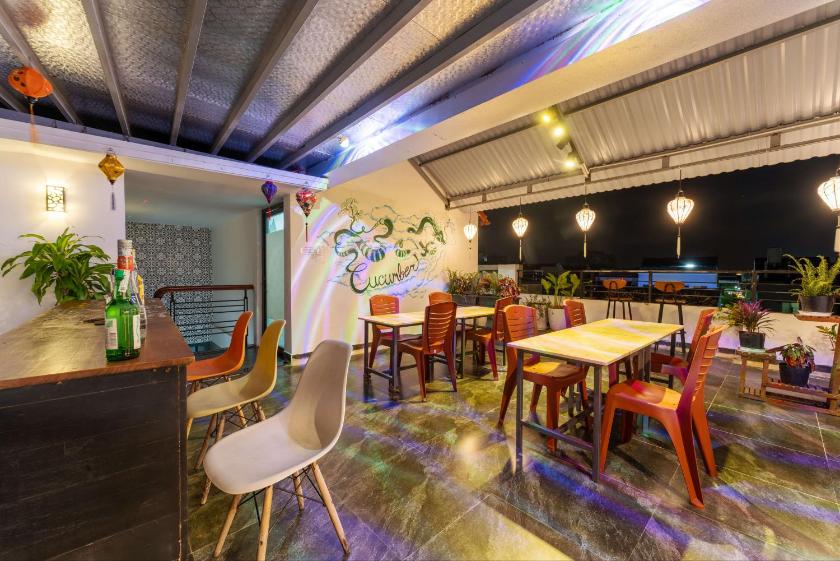 Giường Đơn Trong Phòng Ngủ Tập Thể Nữ Giường Đơn Trong Phòng Ngủ Tập Thể Nữ