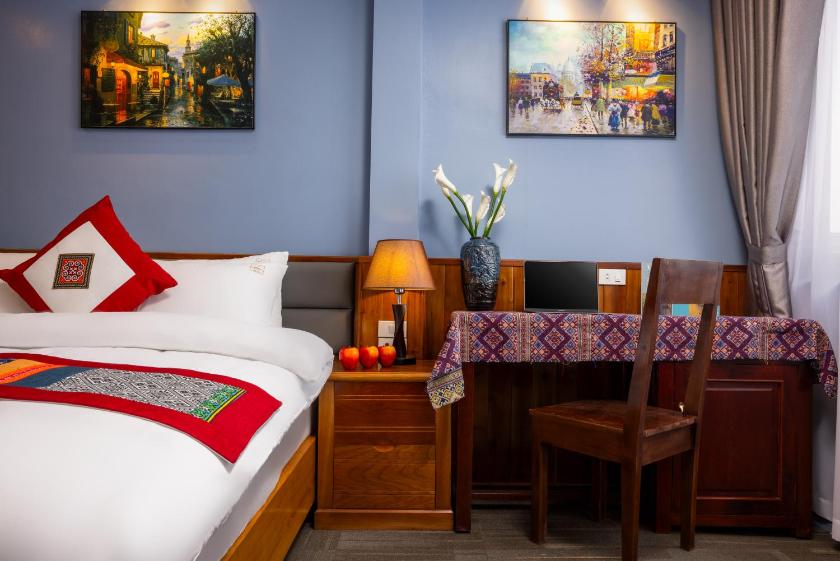 Suite Junior Nhìn Ra Cảnh Núi Non