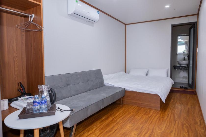 Phòng Giường Đôi Có Ban Công