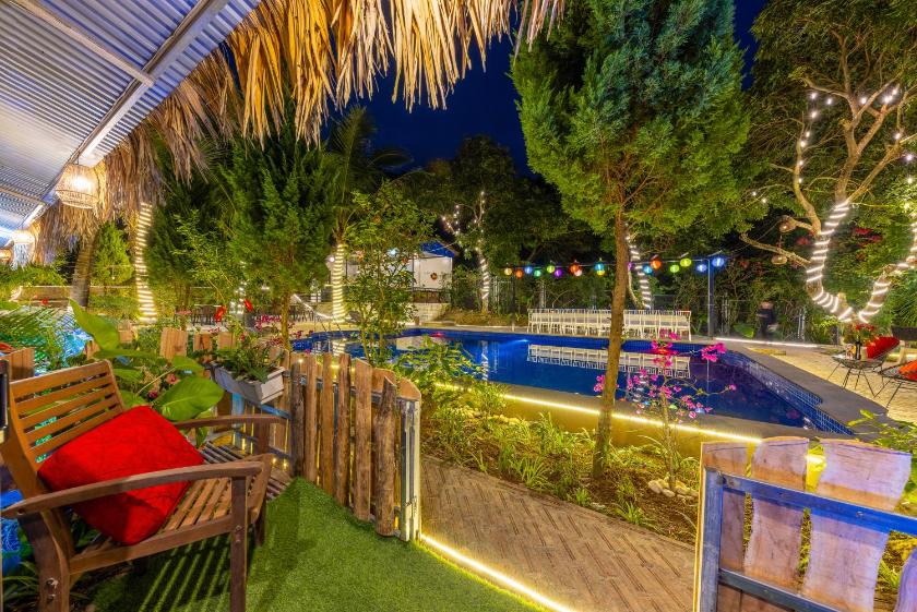 Suite Gia Đình Có Ban Công