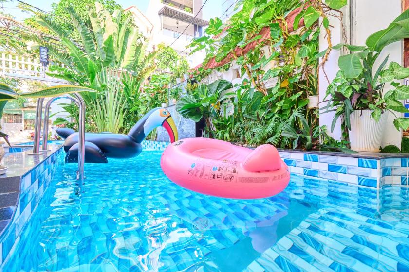 Biệt Thự Có Hồ Bơi Riêng