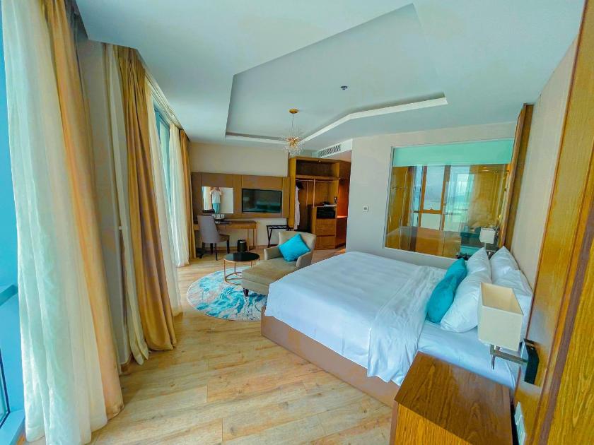 Suite Có Giường Cỡ King Nhìn Ra Biển