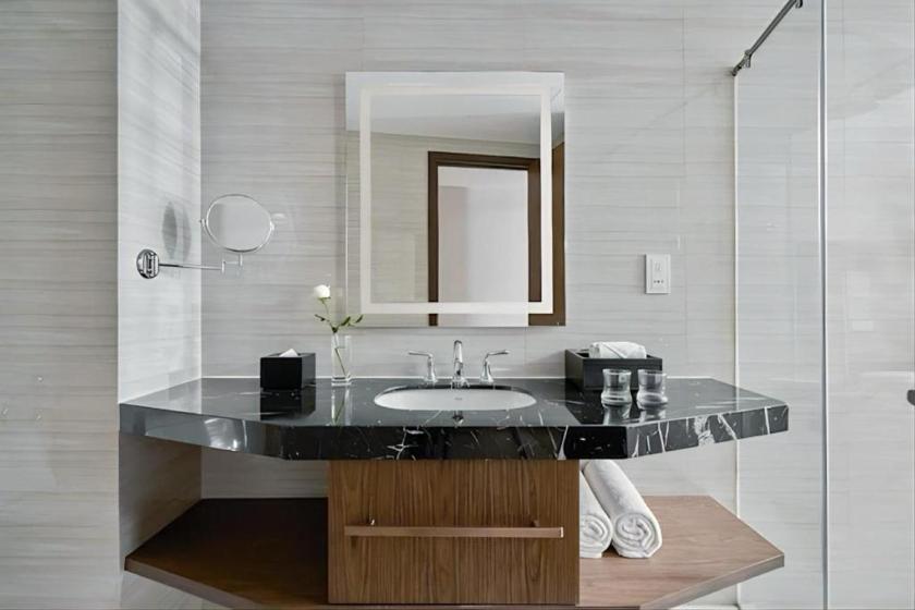 Phòng Deluxe Có 2 Giường Cỡ Queen Phòng Deluxe Có 2 Giường Cỡ Queen