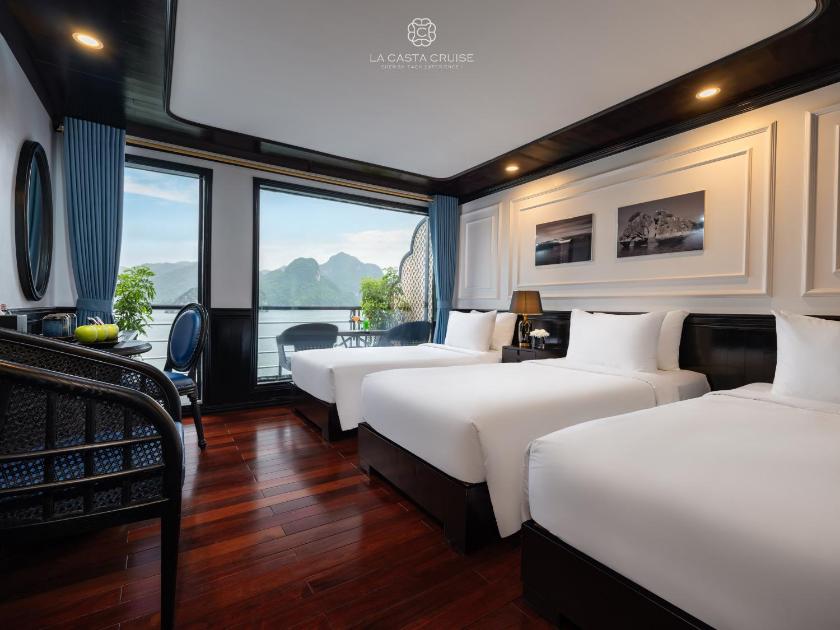 Suite 3 Người Nhìn Ra Biển Có Ban Công Riêng - 2 Ngày 1 Đêm Suite 3 Người Nhìn Ra Biển Có Ban Công Riêng - 2 Ngày 1 Đêm
