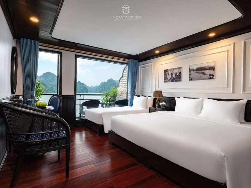 Suite 3 Người Nhìn Ra Biển Có Ban Công Riêng - 2 Ngày 1 Đêm Suite 3 Người Nhìn Ra Biển Có Ban Công Riêng - 2 Ngày 1 Đêm
