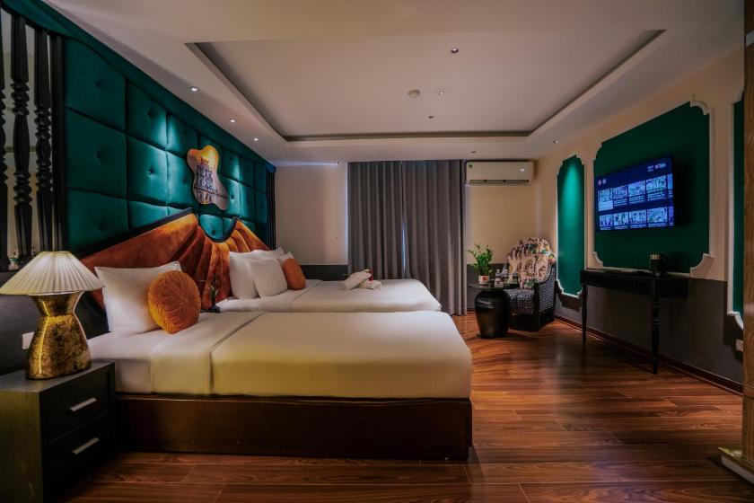 Suite Nhìn Ra Thành Phố