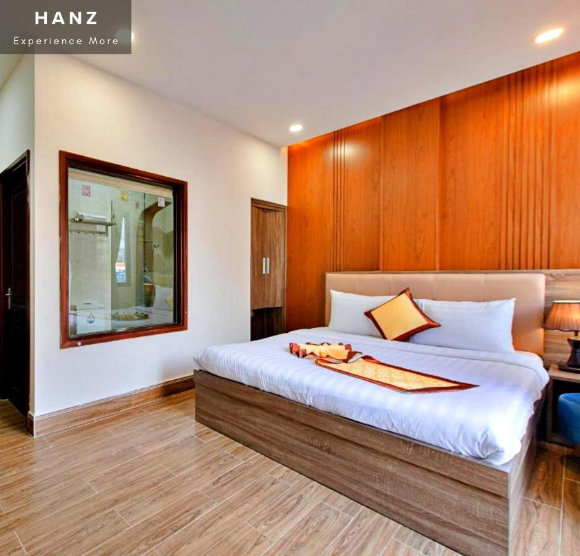 Phòng Có Giường Cỡ Queen Với Ban Công