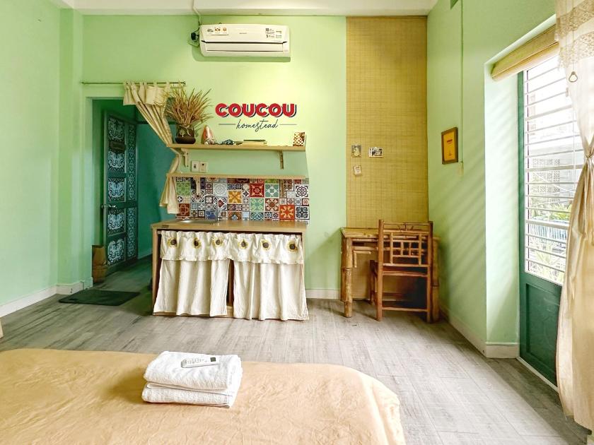 Phòng Deluxe Giường Đôi Có Ban Công