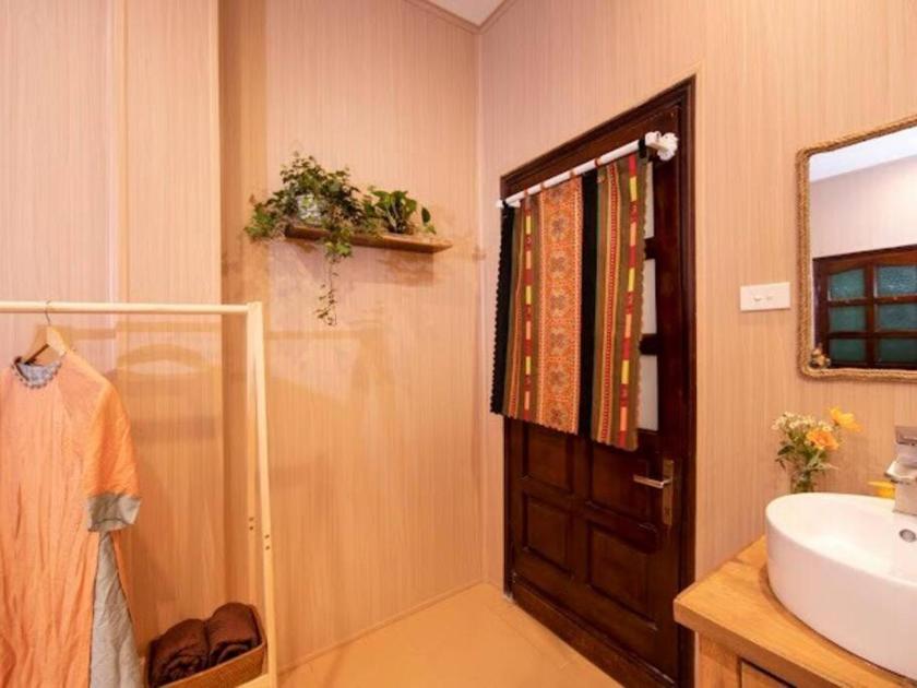 Phòng Giường Đôi Có Phòng Tắm Riêng