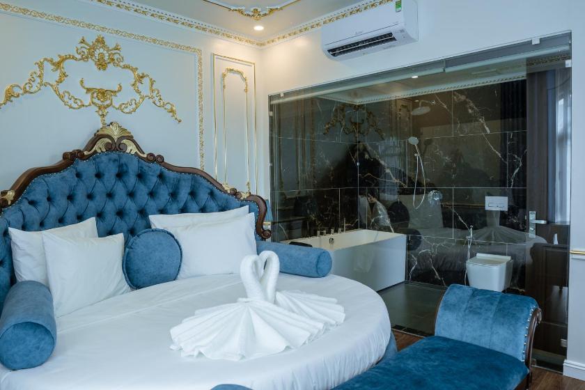 Phòng Có Giường Cỡ King