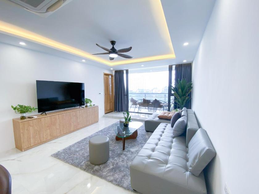 Căn hộ nhìn ra Hồ