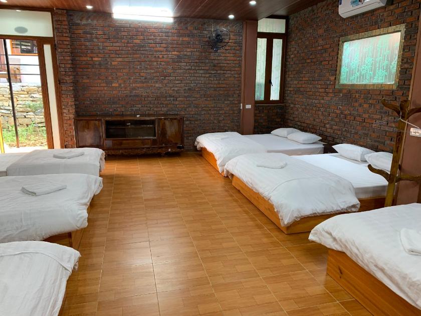 Giường Trong Phòng Ngủ Tập Thể 10 Giường Cho Cả Nam Lẫn Nữ