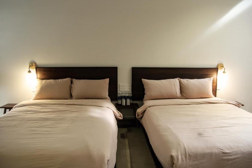 Phòng Giường Đôi Có Ban Công