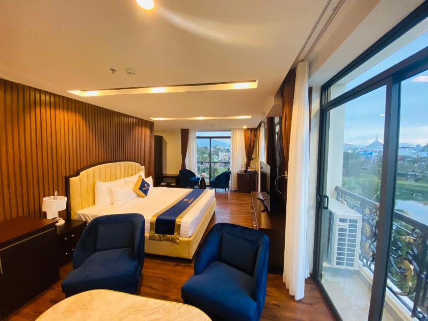 Phòng Có Giường Cỡ Queen Phòng Có Giường Cỡ Queen