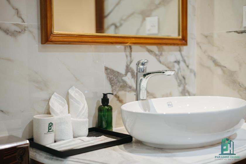 Căn hộ 2 phòng ngủ nhìn ra cảnh thành phố