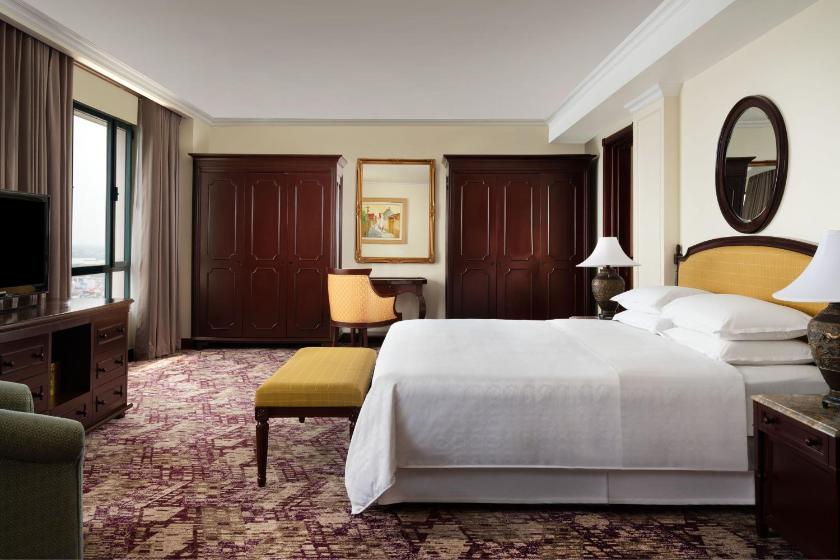 Suite Ambassador, tầng Club, Suite 1 Phòng Ngủ, 1 Giường King