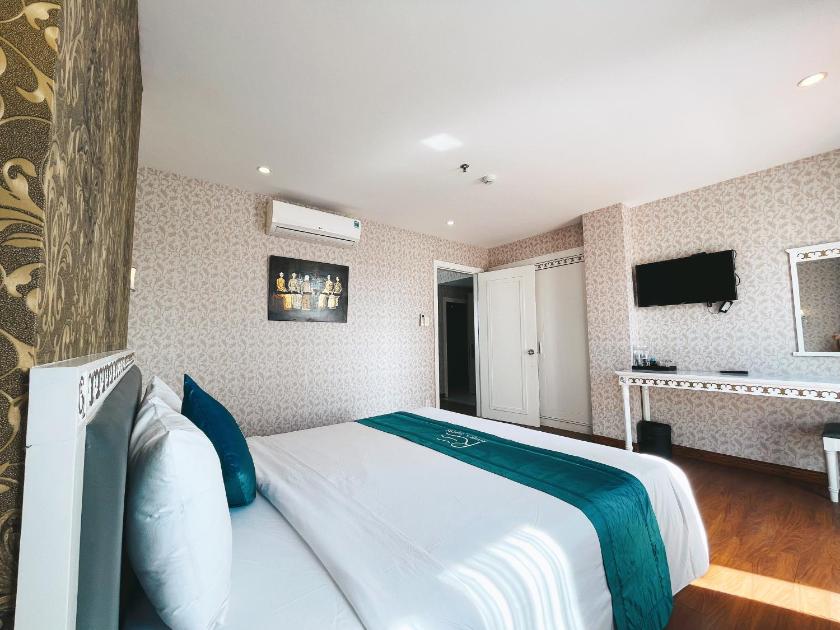 Suite Gia Đình Có Ban Công