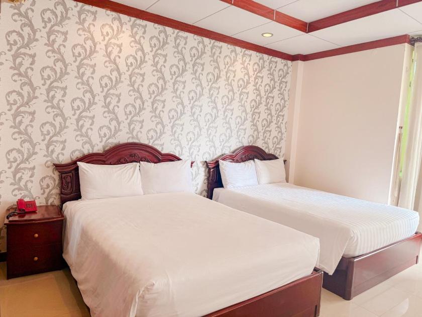 Phòng Deluxe 4 Người