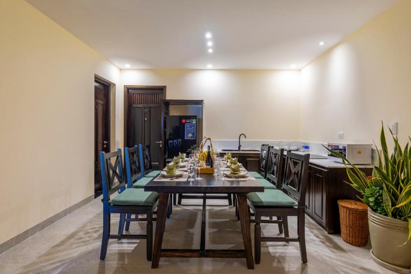 BIỆT THỰ NHÌN RA BIỂN 3 PHÒNG NGỦ CÓ HỒ BƠI RIÊNG BIỆT THỰ NHÌN RA BIỂN 3 PHÒNG NGỦ CÓ HỒ BƠI RIÊNG