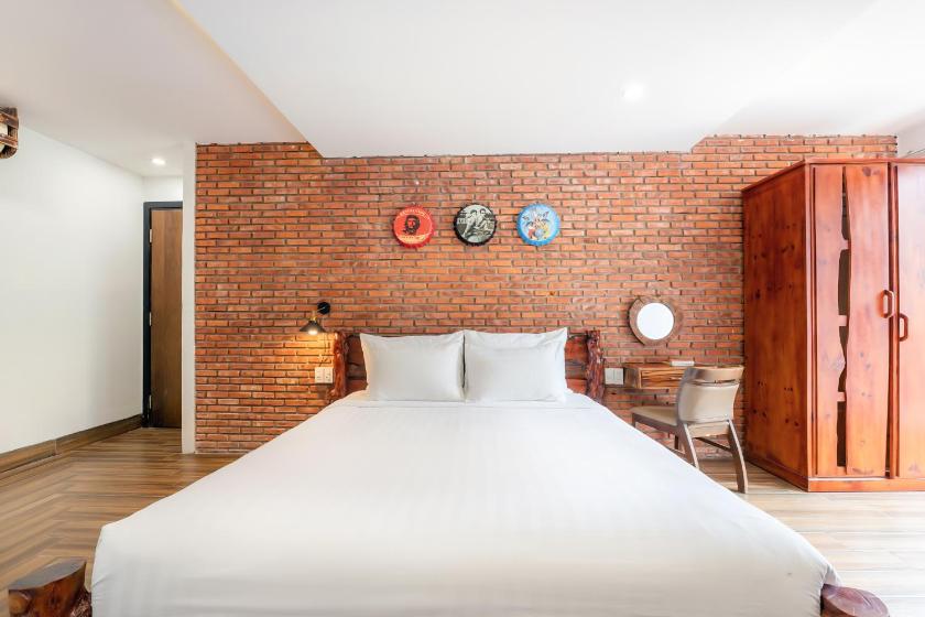 Phòng Deluxe Giường Đôi Có Bồn Tắm Phòng Deluxe Giường Đôi Có Bồn Tắm