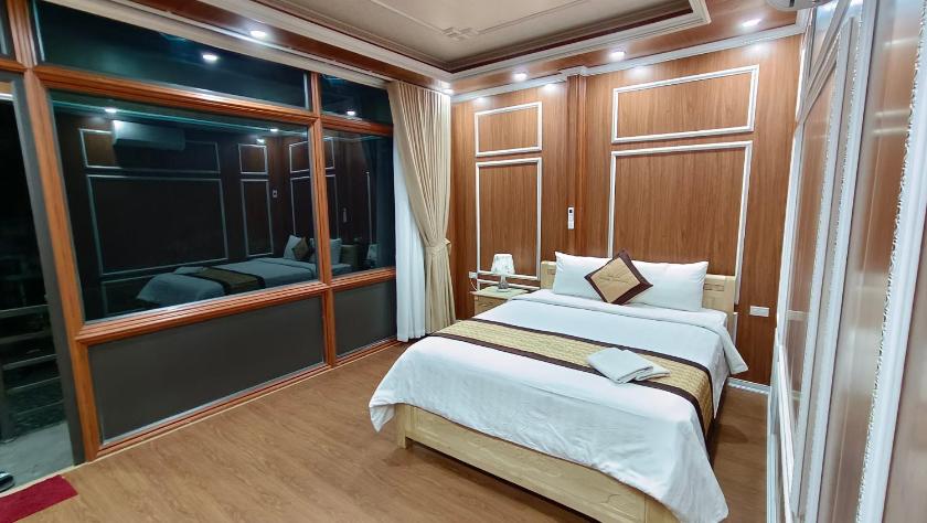 Phòng Deluxe Giường Đôi Có Ban Công Phòng Deluxe Giường Đôi Có Ban Công