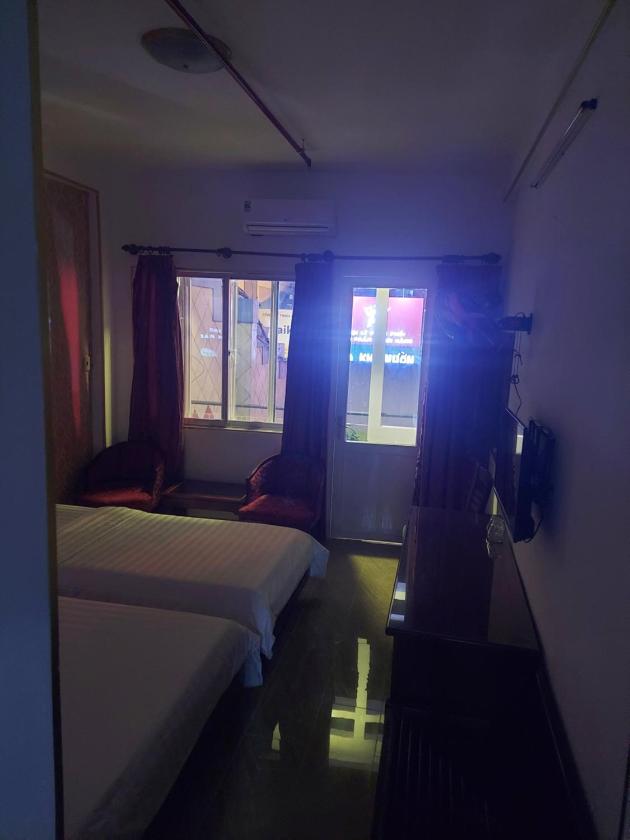 Phòng Cơ Bản 3 Người