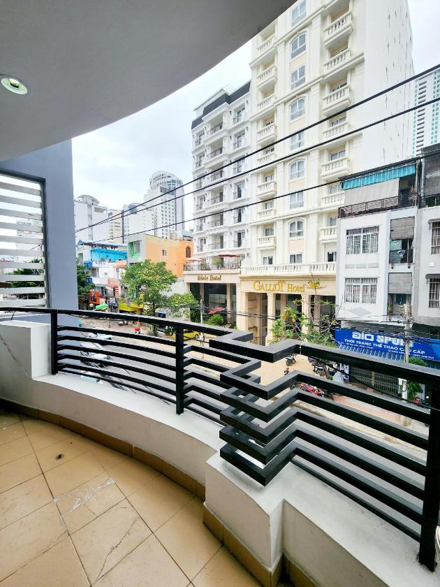 Studio Có Ban Công