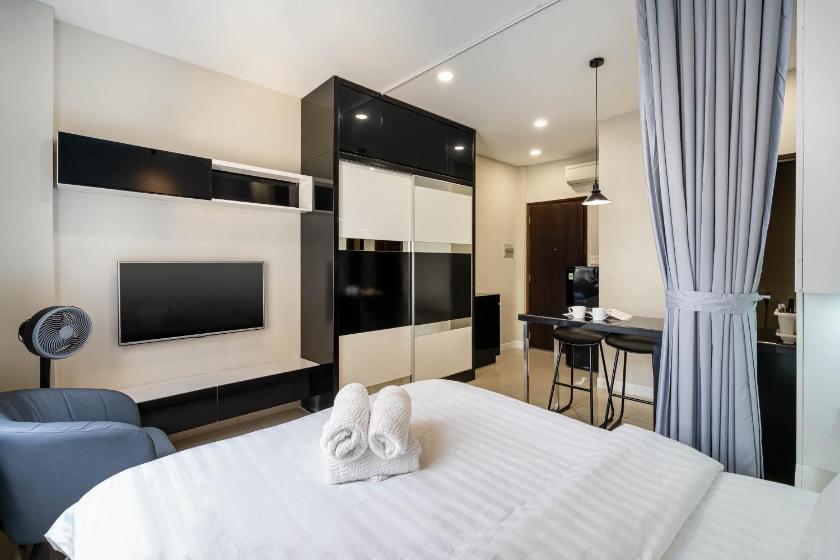 Studio Có Giường Cỡ Queen