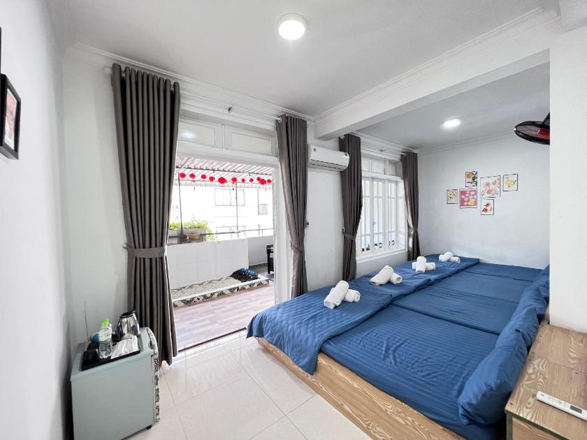 Phòng Ngủ Tập Thể Cho Cả Nam Và Nữ