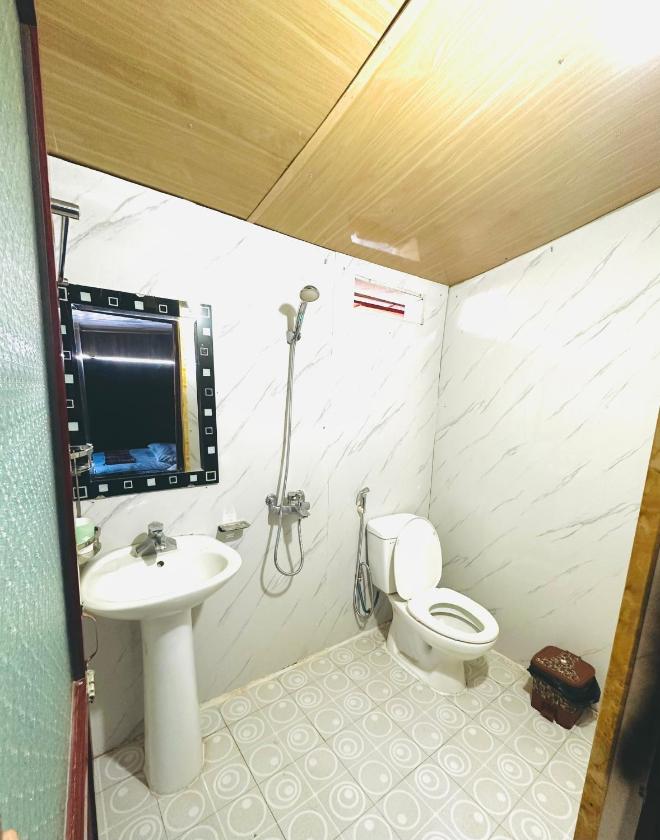 Phòng 3 Người Có Phòng Tắm Riêng