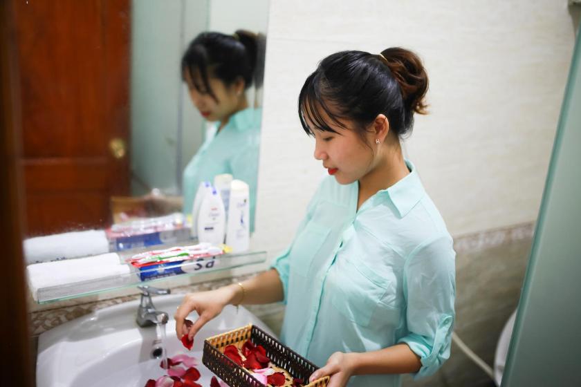 Phòng 4 Người Có Vòi Sen