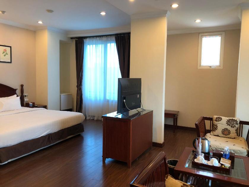 Suite Tiêu Chuẩn