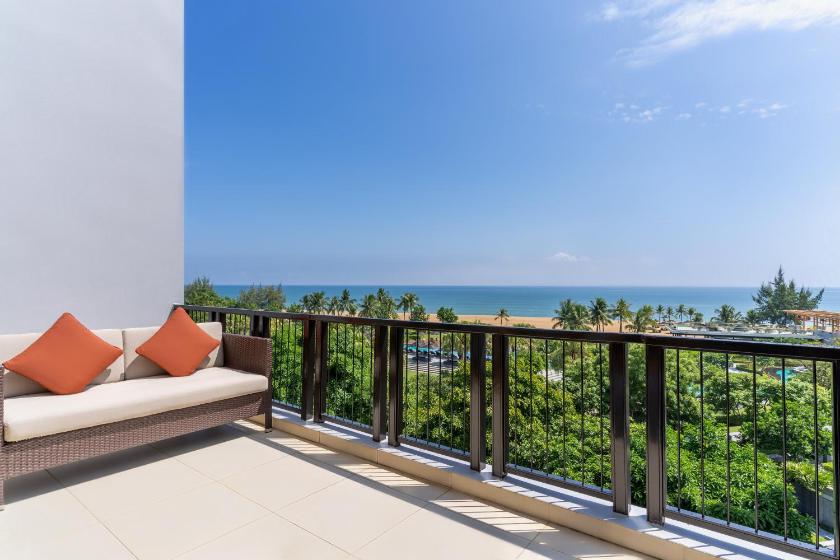 Suite 2 Phòng Ngủ Nhìn Ra Biển Có Hồ Bơi Riêng