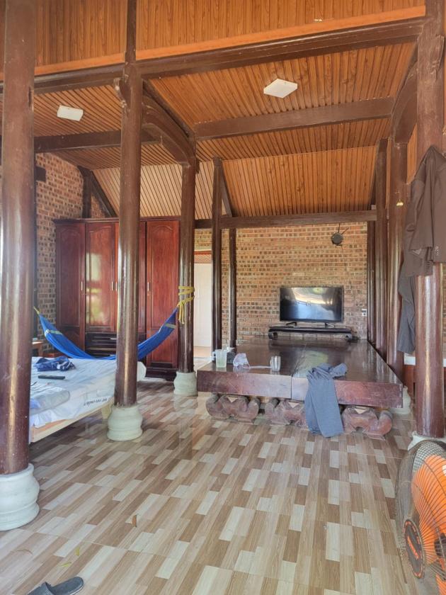 Phòng Ngủ Tập Thể 6 Giường Cho Cả Nam Và Nữ