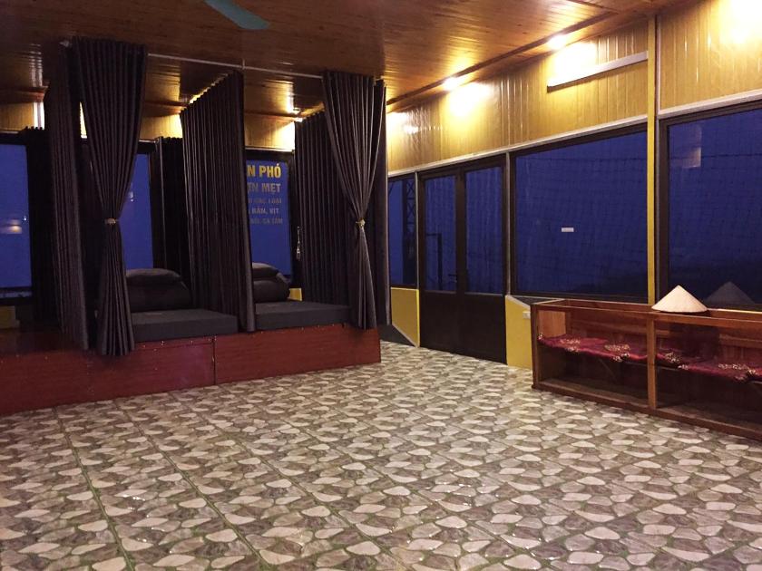 Giường Trong Phòng Ngủ Tập Thể 8 Giường