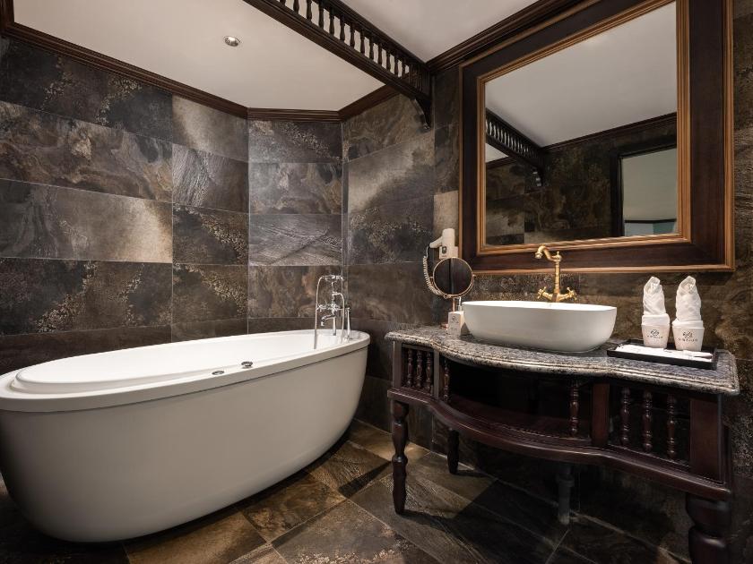 Suite Junior Có Ban Công