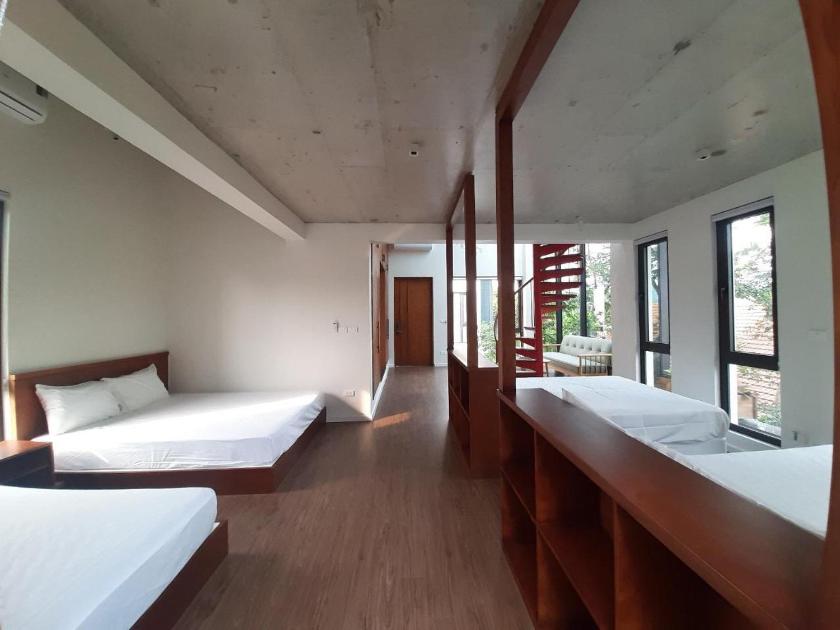 Dormitory Room with Single Bed