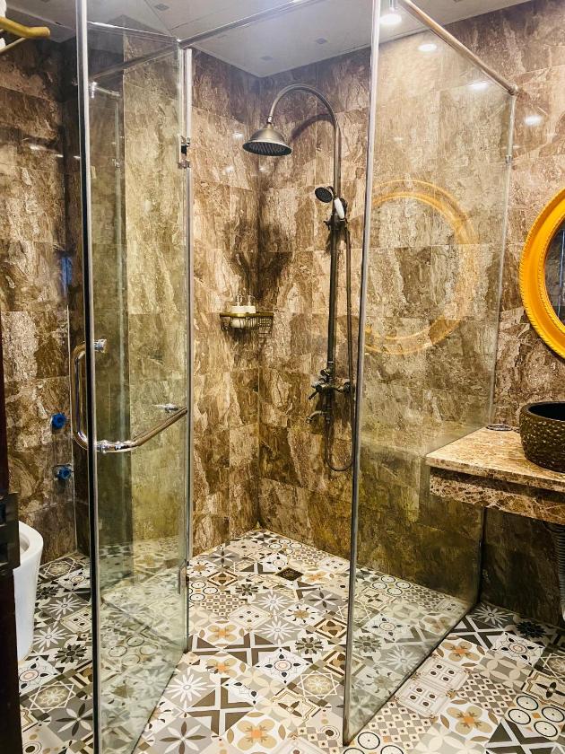 Phòng Giường Đôi Hạng Tiết Kiệm