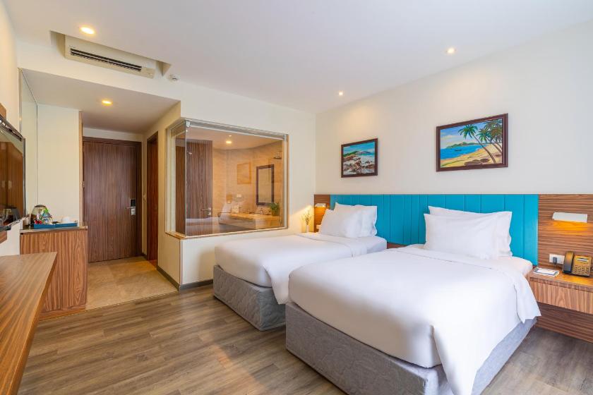 Phòng Superior Giường Đôi/2 Giường Đơn Nhìn Ra Vườn. Phòng Superior Giường Đôi/2 Giường Đơn Nhìn Ra Vườn.