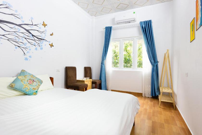 Phòng Giường Đôi Nhìn Ra Núi Phòng Giường Đôi Nhìn Ra Núi