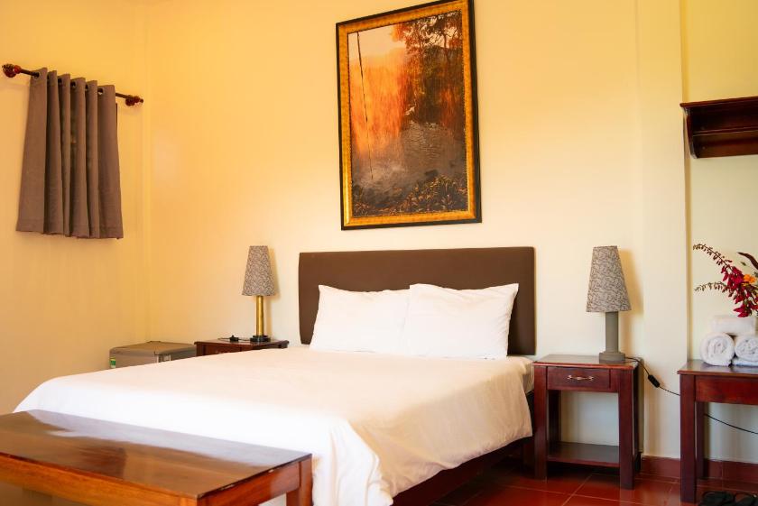 Bungalow - Nhìn Ra Mặt Nước  Bungalow - Nhìn Ra Mặt Nước