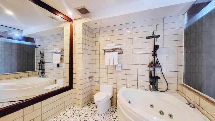 Suite Có Phòng Xông Hơi Khô