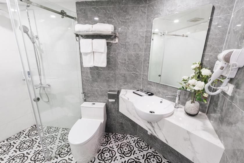 Phòng Có Giường Cỡ King Với Ban Công Phòng Có Giường Cỡ King Với Ban Công