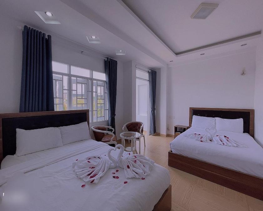 Phòng 4 Người Có Ban Công Phòng 4 Người Có Ban Công