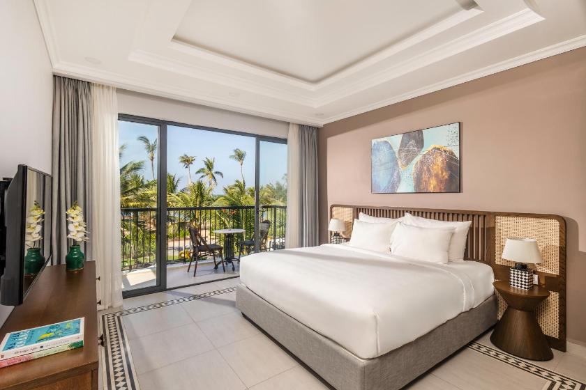 Biệt Thự - Trước Biển